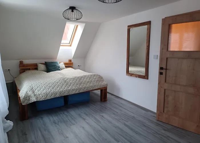 Albipolis - Horec A Modrin Apartament Vrchlabí